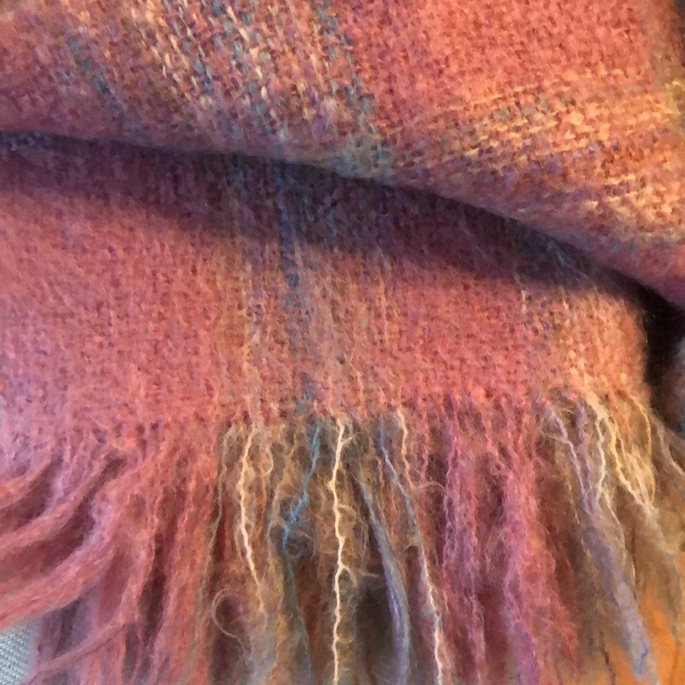 VTG Evelyn T Klein Mohair Wool Plaid Shawl Wrap Large Fringed Hand Woven - Picture 9 of 11